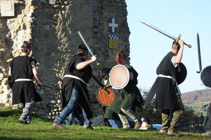 17. HIGHLANDER BATTLE MEDIEVAL